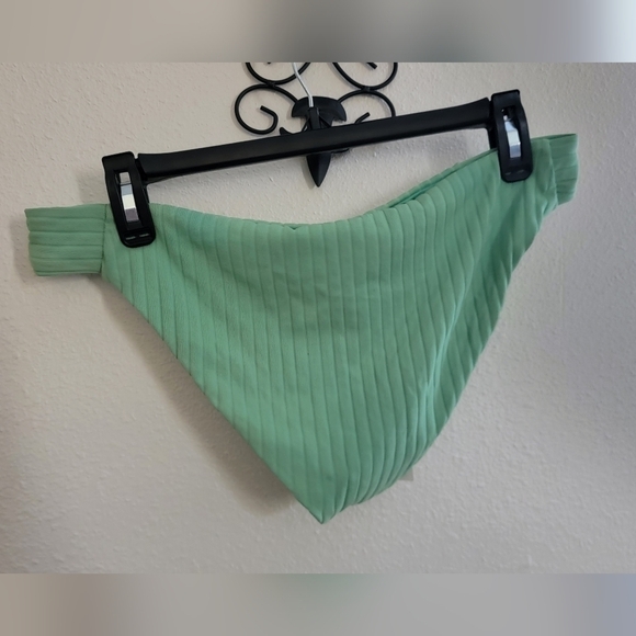 Becca by Rebecca bikini bottom.. - Picture 3 of 5